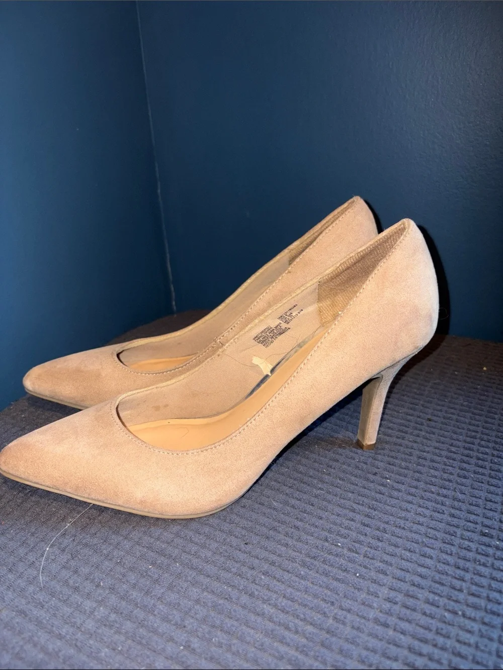 Time and Tru Women's Nude Suede Pointed-Toe Pumps 8